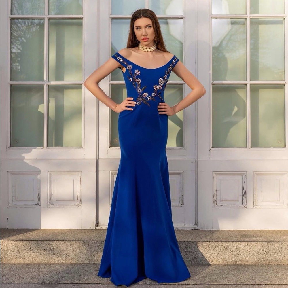 Marchesa Notte Blue Floral Embroidered Long Formal Evening Gown Dress - Picture 5 of 17